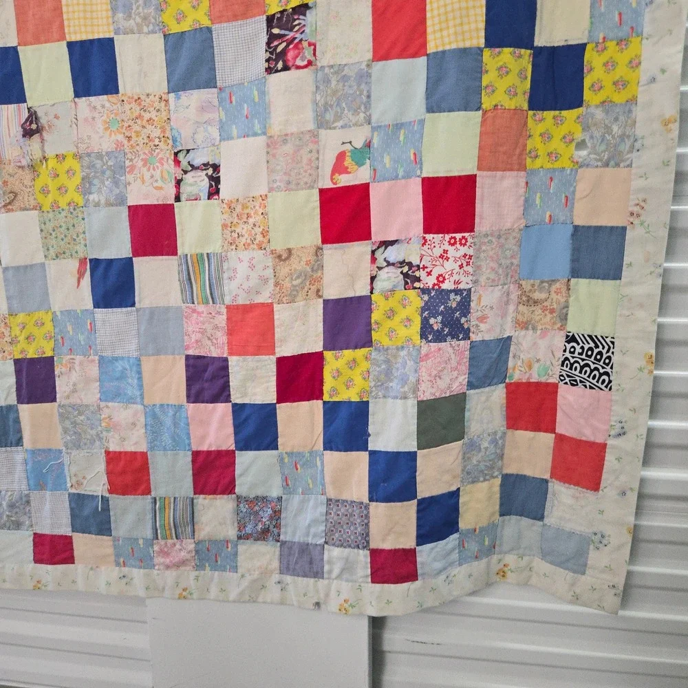 VTG Handmade Scrappy Patchwork Quilt Distressed 70x84 Scrap Fabric Floral Border